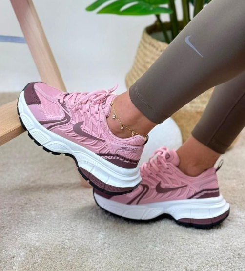 TENIS NIKE SKATE DAMA + CAJA