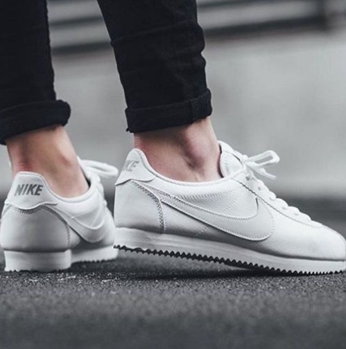 TENIS RETRO NIKE CORTEZ + CAJA