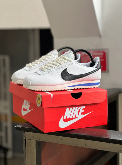 TENIS RETRO NIKE CORTEZ + CAJA