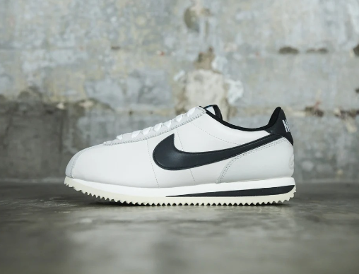 TENIS RETRO NIKE CORTEZ + CAJA